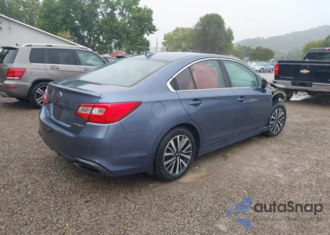 2018 Subaru Legacy 2.5I Premium z USA, uszkodzony, nr VIN 4S3BNAF65J3006887